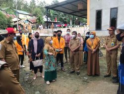 Kepedulian Ketua PKK Kendari Terhadap Warga Korban Banjir Kelurahan Labibia