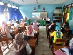 Inspektorat Bersama Kominfo Kendari Sosialisasikan Aplikasi e-Proksi di SMP