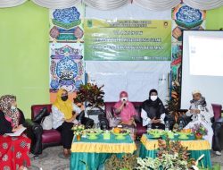 Hadiri Talkshow Kemenag Kendari, Sri Lestari Papar Peran Istri Mendampingi Suami