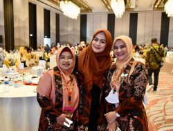 Sri Lestari Bersama Istri Walikota se-Indonesia Diacara Ladies Program Rakernas XV APEKSI