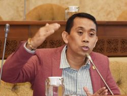 Anggota DPR RI Mempertanyakan Kenaikan Harga BBM saat Minyak Dunia Turun