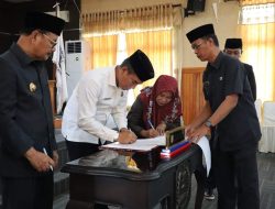 DPRD dan Pemkab Konsel Tetapkan Tiga Raperda Jadi Perda