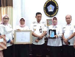 SMPN 9 Kendari Raih Penghargaan sebagai Satuan Pendidikan Ramah Anak dari Kementerian PPPA RI