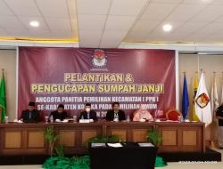 60 Anggota PPK Pemilu 2024 se-Kabupaten Kolaka Resmi Dilantik