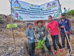 Sekjen Hortikultura Kementerian Pertanian Resmikan Kebun Buah Agroeduwisata Kendari