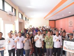 1.167 KPM di Kota Kendari Terima Bantuan Sembako