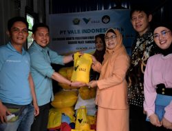 PT Vale Bagikan Lebih dari 2.000 Paket Sembako Bagi Kaum Dhuafa di Sultra