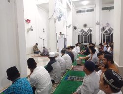 Safari Ramadhan di Puuwatu, Pj Wali Kota Kendari Ingatkan Warga Jaga Kebersihan dan Ketertiban