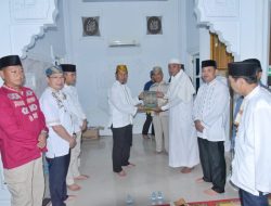 Peringati Malam Nuzulul Quran, Pj Walikota Kendari Ajak Jamaah Perkuat Kebersamaan dalam Keragaman