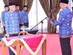 Sekprov Sultra Dikukuhkan sebagai Ketua Dewan Pengurus Korpri Sultra 