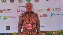 Bupati Konawe KSK di Moment Indonesia Maju Expo dan Forum 2023 Terima Penghargaan dari Mendagri