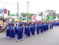 Semarak HUT ke-78 RI, Ratusan Barisan SD dan SMP se Kota Kendari Meriahkan Lomba Gerak Jalan Indah