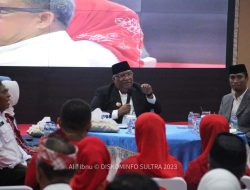 Gubernur Ali Mazi Audensi dengan Kepsek SMA, SMK dan SLB se-Sultra