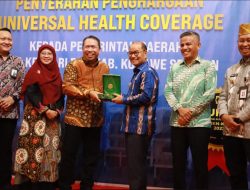 Dinilai Komitmen Berikan Jaminan Sosial, Pemkab Konsel Dianugerahi UHC