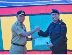 Pemkot Kendari Serahkan Generator Kapasitas 80 Kva kepada Brimob Polda Sultra