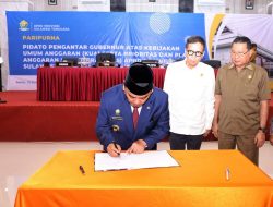Pj Gubernur Sultra Teken Nota Kesepakatan KUA-PPAS APBD Sultra 2024