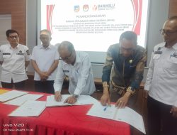 Pemkab Konsel Bersama KPU dan Bawaslu Teken NPHD Penyelenggaraan Pilkada 2024