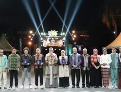 Bupati Konawe Utara hadiri Penutupan Sultra Tenun Karnaval 2023