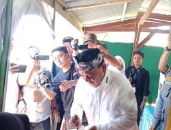 Pj Gubernur Sultra Gunakan Hak Pilih di TPS 16 Kecamatan Mandonga