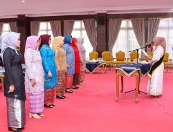 Sekda Sultra Hadiri Pengukuhan Bunda Paud di Tujuh Kabupaten/Kota
