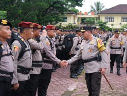 Kapolda Sultra Pimpin Apel Pergeseran Pasukan BKO PAM TPS pada Pemilu 2024
