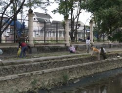 Pemkot Kota Kendari Konsisten Laksanakan Karya Bakti di Titik-titik Rawan Banjir