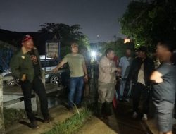 Tanpa Mengenal Lelah, Pj Wali Kota Kendari Kunjungi Lokasi Banjir di Jalan Segar