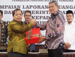 Pj Wali Kota Kendari Serahkan LKPD Tahun 2023 kepada BPK Perwakilan Sultra