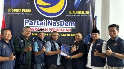 SKI Ambil Formulir Pendaftaran Calon Wali Kota Kendari 2024 di Partai Nasdem