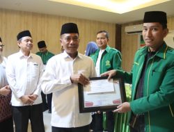 Kakanwil Kemenag Sultra Serahkan Penghargaan PAI Award Tingkat Sultra, Berikut Juaranya