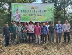 Peringati Hari Bhayangkara ke 78, Polres Konawe dan Polsek Puriala Gelar Penanaman Pohon di Kecamatan Puriala