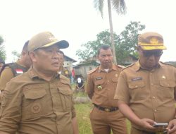 Jelang Idul Adha 1445 H, Pj Bupati Konawe Sumbang 1 ekor Sapi Qurban bagi Masyarakat Desa Muara Sampara