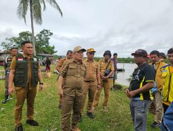 Pj Bupati Konawe Perintahkan BPBD Konawe Segera Evakuasi Warga Terdampak Abrasi Sungai Muara Sampara 