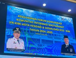 Wakili Pj Wali Kota Kendari, Asisten III Kukuhkan Pengurus FK-KIM Kota Kendari