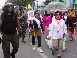 Sekretariat DPRD Kota Kendari Meriahkan Karnaval Juang dalam Memperingati HUT ke-79 RI 