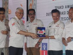 Pemkot Kendari Terima Penghargaan TPAKD Award Tahun 2024 dari OJK