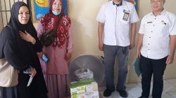 Disdalduk dan KB Kota Kendari Beri Bantuan kepada Kelompok UPPKA