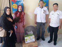 Disdalduk dan KB Kota Kendari Beri Bantuan kepada Kelompok UPPKA