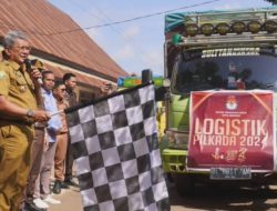 Pj Wali Kota Kendari Lepas Pendistribusian Logistik Pilkada 2024