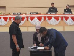 DPRD Bersama Pemkot Kendari Sepakati Propemperda Kota Kendari 2025