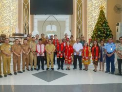 Tinjau Gereja di Kendari Sultra, Pj Gubernur Sultra : Selamat Memperingati Hari Kelahiran Yesus Kristus