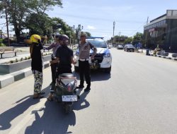 Sat PJR Ditlantas Polda Sultra Sosialisasikan Jalur Satu Arah di Kawasan MTQ Kendari