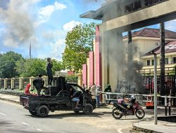 Puluhan Massa Gelar Aksi Unjuk Rasa Soal Dugaan Pencemaran Lingkungan oleh PT TBS di Desa Pu’ununu Bombana